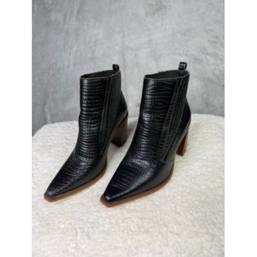 Vince Camuto Black Croc-Embossed Heeled Boots - Picture 3 of 8